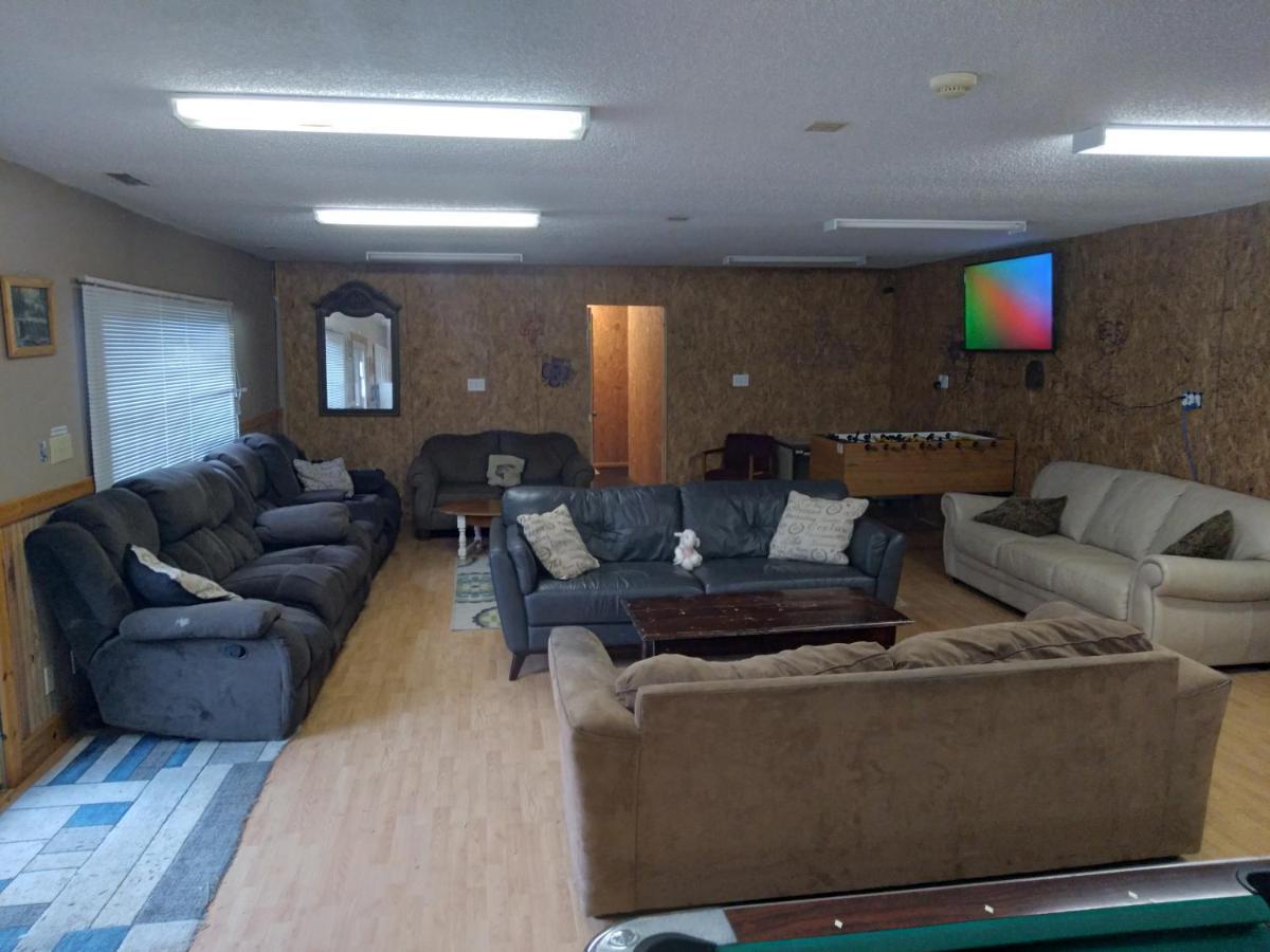 Chicken Coop Hostel Cosby ภายนอก รูปภาพ